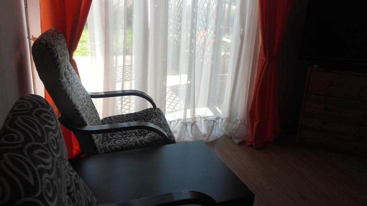 Hostel Lotniskowy Gdańsk Buitenkant foto