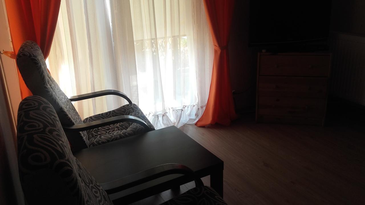 Hostel Lotniskowy Gdańsk Buitenkant foto