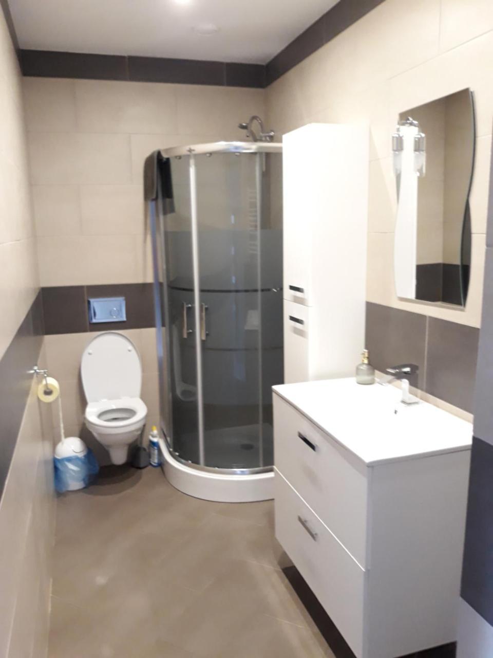 Hostel Lotniskowy Gdańsk Buitenkant foto