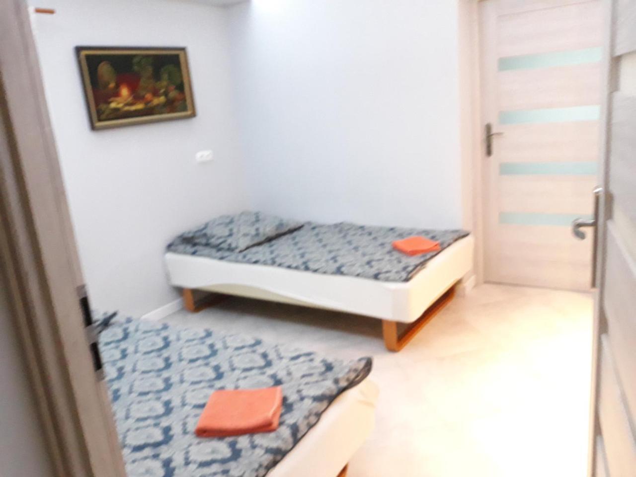 Hostel Lotniskowy Gdańsk Buitenkant foto
